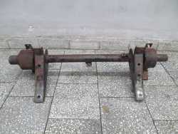 NISSAN CABSTAR MAXITY NT400 BELKA ZAWIAS KABINY 07-15
