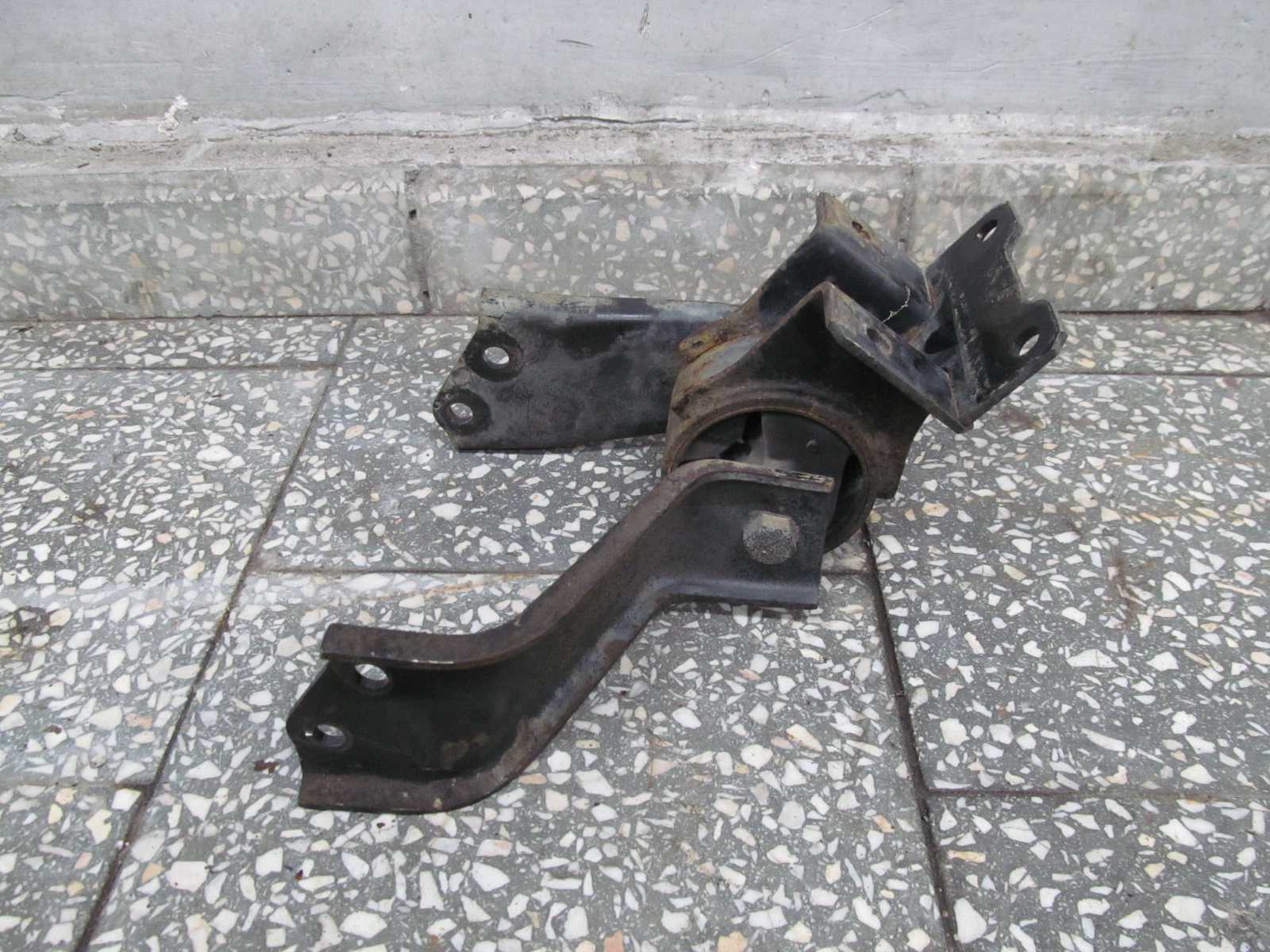 NISSAN CABSTAR MAXITY NT400 2.5 PODUSZKA LAPA SKRZYNI 07-18