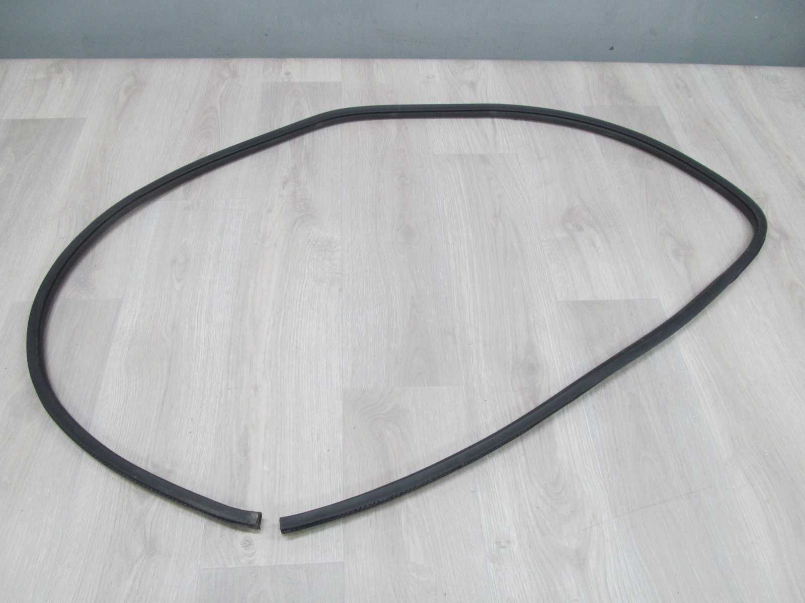 NISSAN CABSTAR MAXITY NT400 USZCZELKA DRZWI LEWA