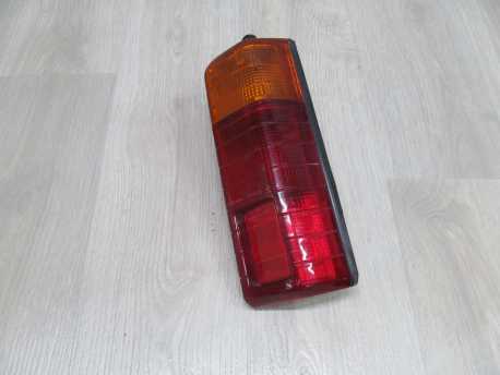 PIAGGIO PORTER HIJET LAMPA TYL PRAWA 98-16