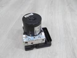 PIAGGIO PORTER HIJET PFAU 10- POMPA ABS 1E001693 285264-03053 100399-44844