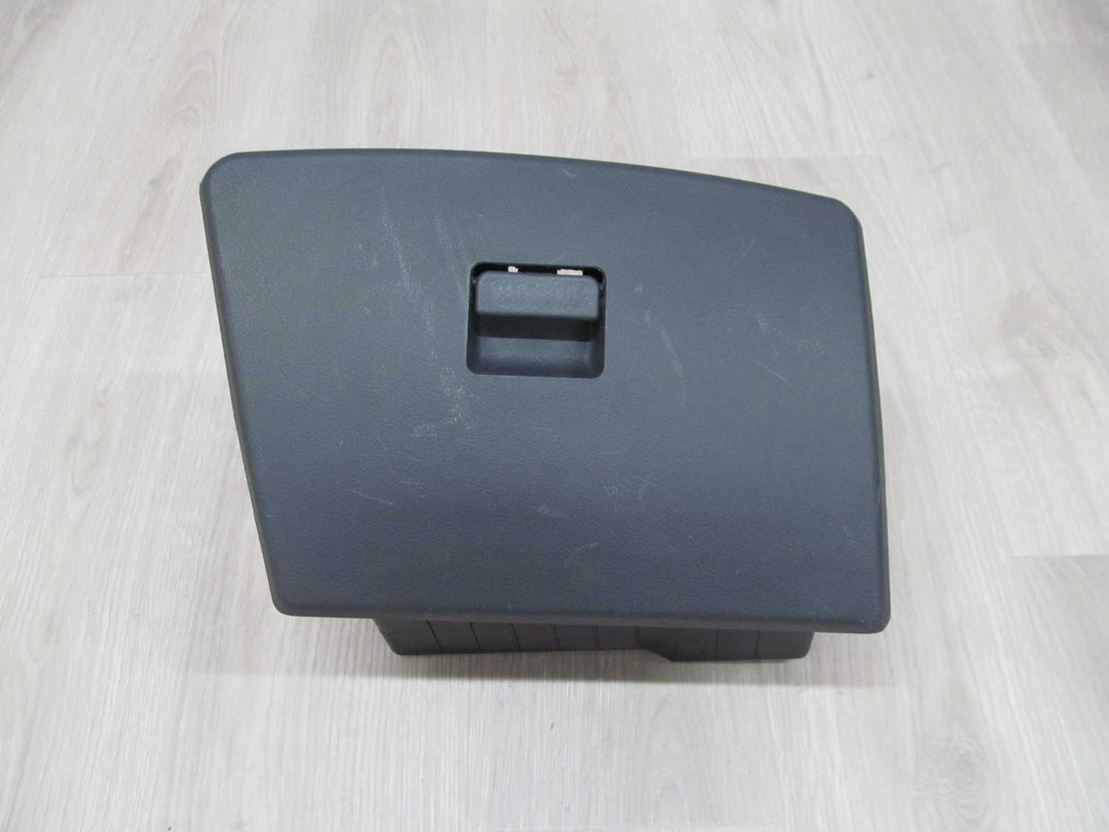 PIAGGIO PORTER HIJET PFAU 06- SCHOWEK PASAZERA DESKI