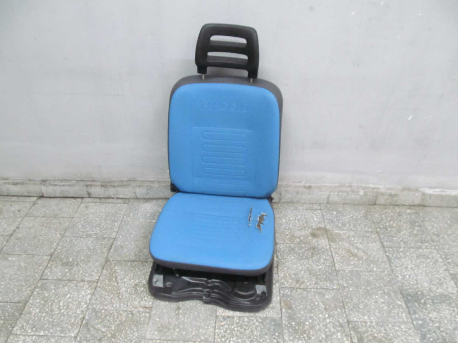 PIAGGIO PORTER HIJET PFAU 06- FOTEL SIEDZENIE KIEROWCY LEWY