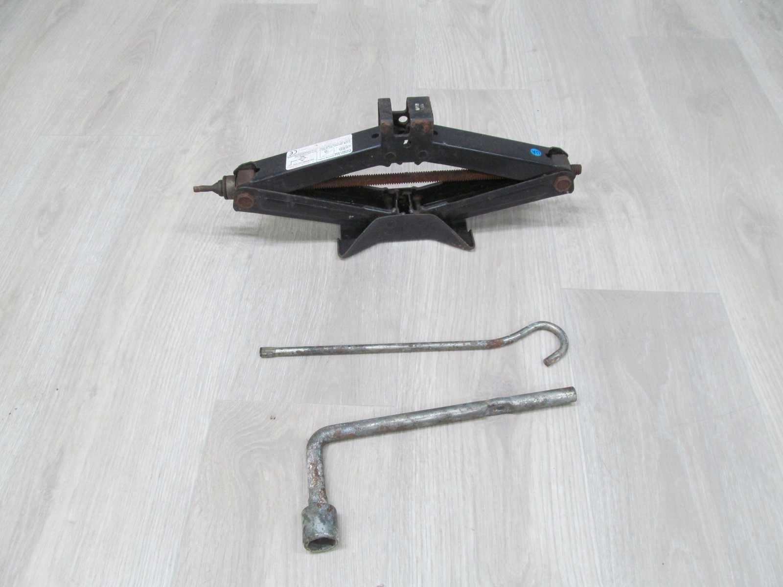 CHEVROLET DAEWOO TACUMA LEWAREK PODNOSNIK KLUCZ