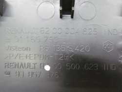NISSAN PRIMASTAR VIVARO TRAFIC 06-14 SCHOWEK POLKA 8200004625