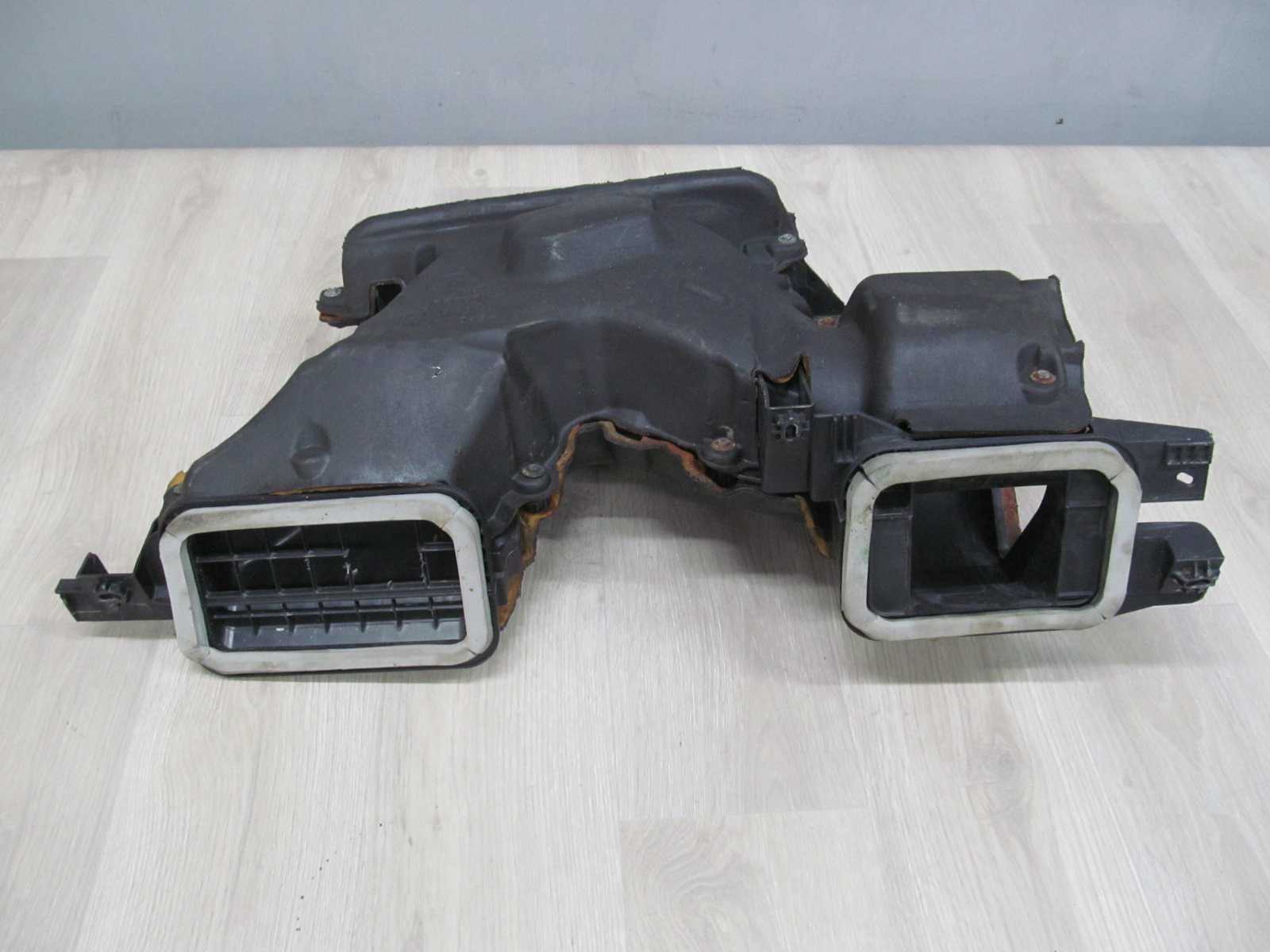 NISSAN PRIMASTAR VIVARO TRAFIC 06-14 OBUDOWA DMUCHAWY W964171M