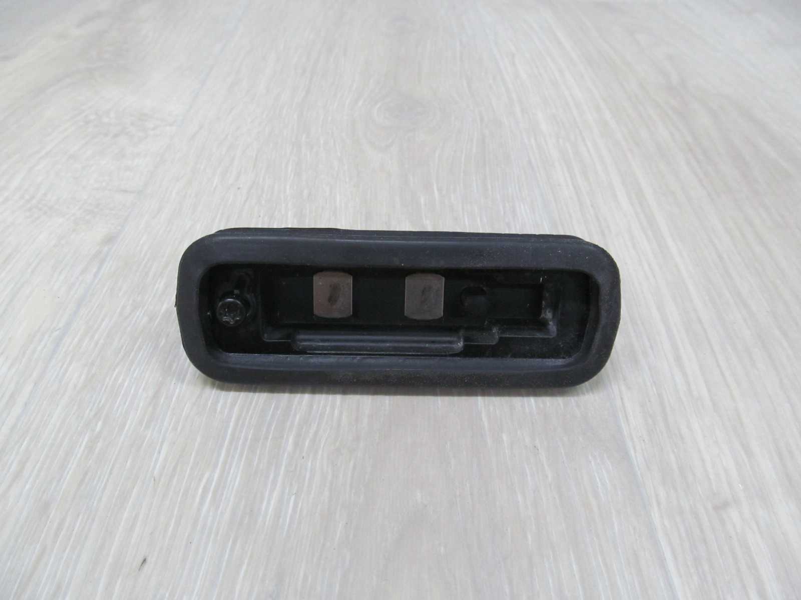 OPEL VIVARO TRAFIC 01-14 STYCZNIK DRZWI PRZESOWNYCH 8200139745 91167930