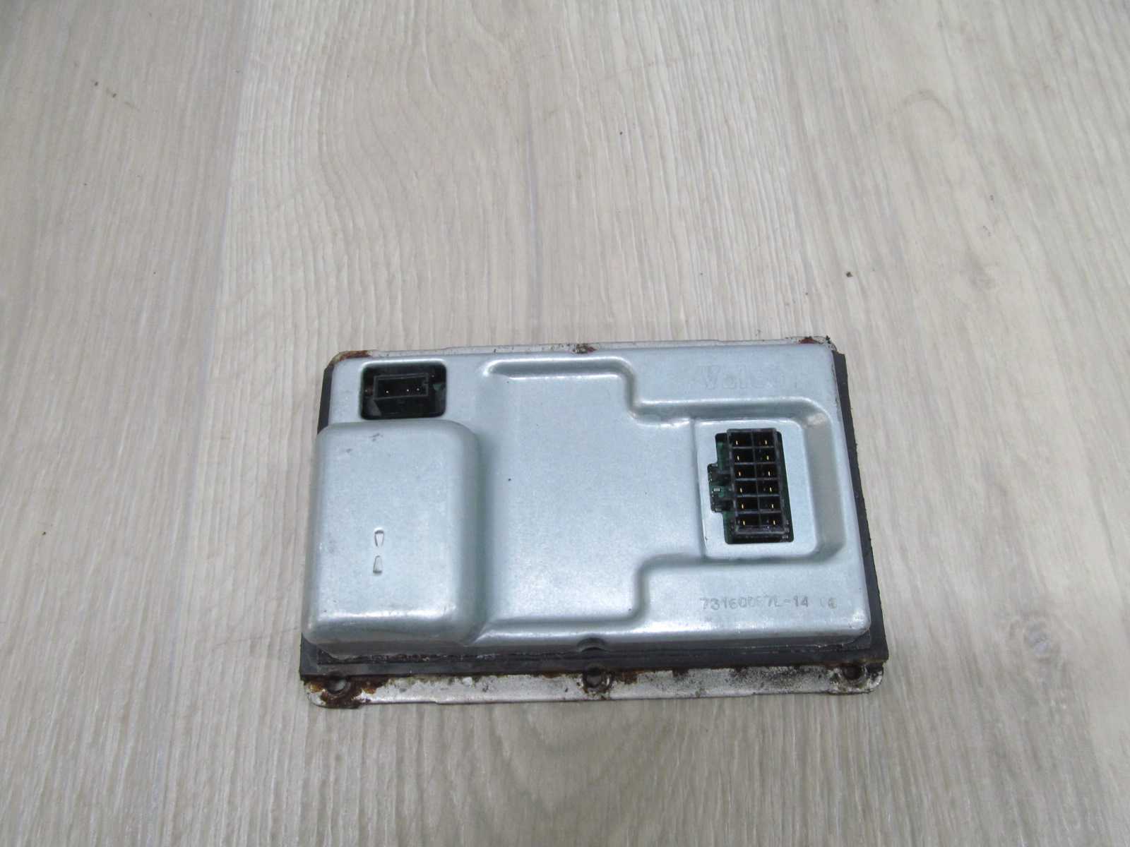 SAAB 9-5 95 LIFT PRZETWORNICA XENON 73160057L 06-10