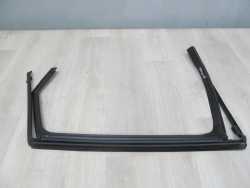 PEUGEOT 508 SW USZCZELKA RAMKA SZYBY DRZWI TYL PRAWY 10-14