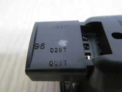 PEUGEOT 508 LAMPKA OSWIETLENIA KABINY TYL LEWY 96028700XT 8956450 10-14