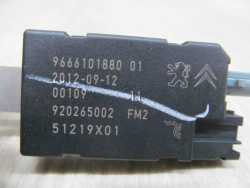 PEUGEOT 508 WZMACNIACZ ANTENY 9666101880 10-14