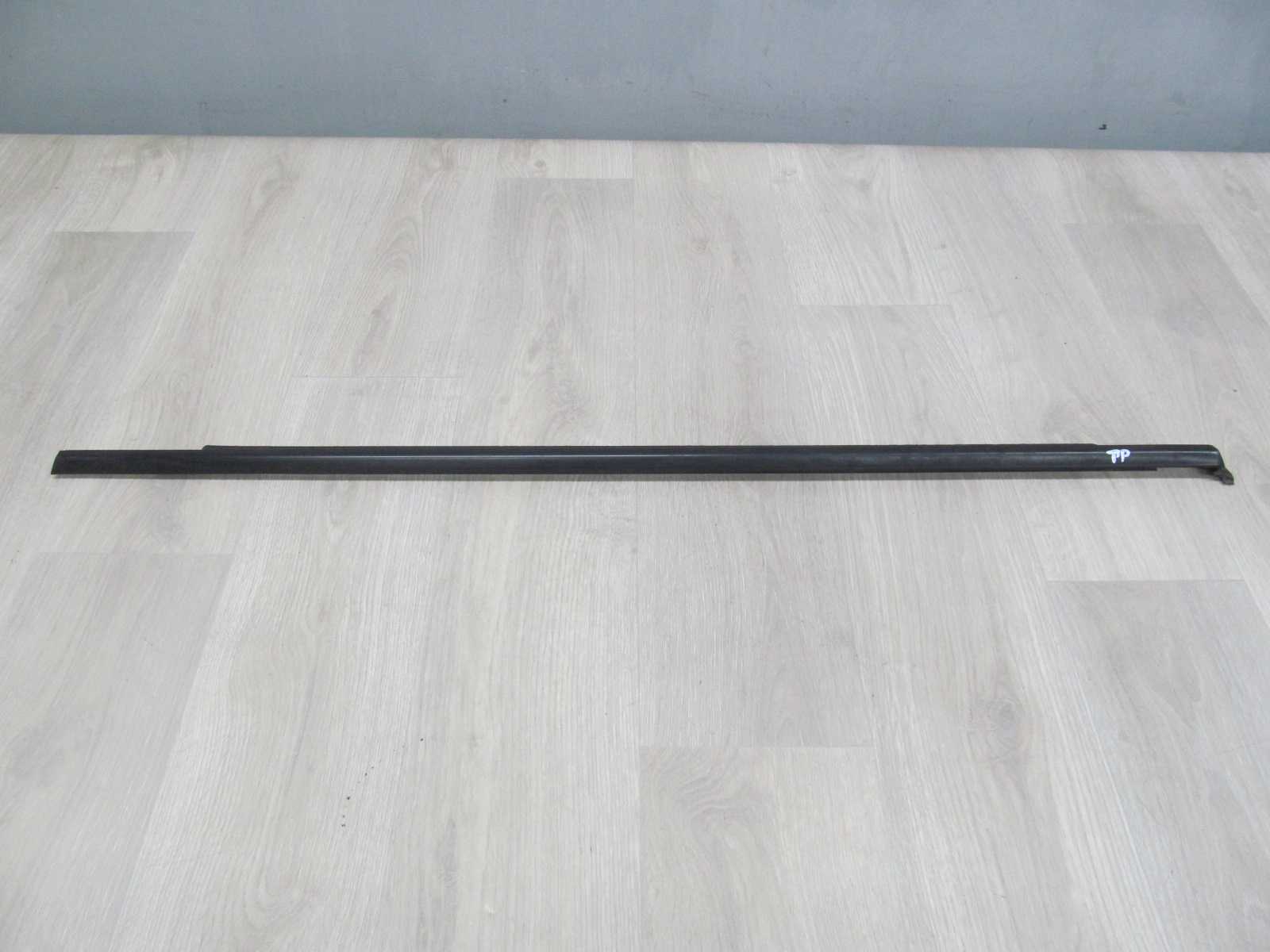 PEUGEOT 508 SW LISTWA ZGARNIAJACA PRAWY TYL 9687730280 10-14