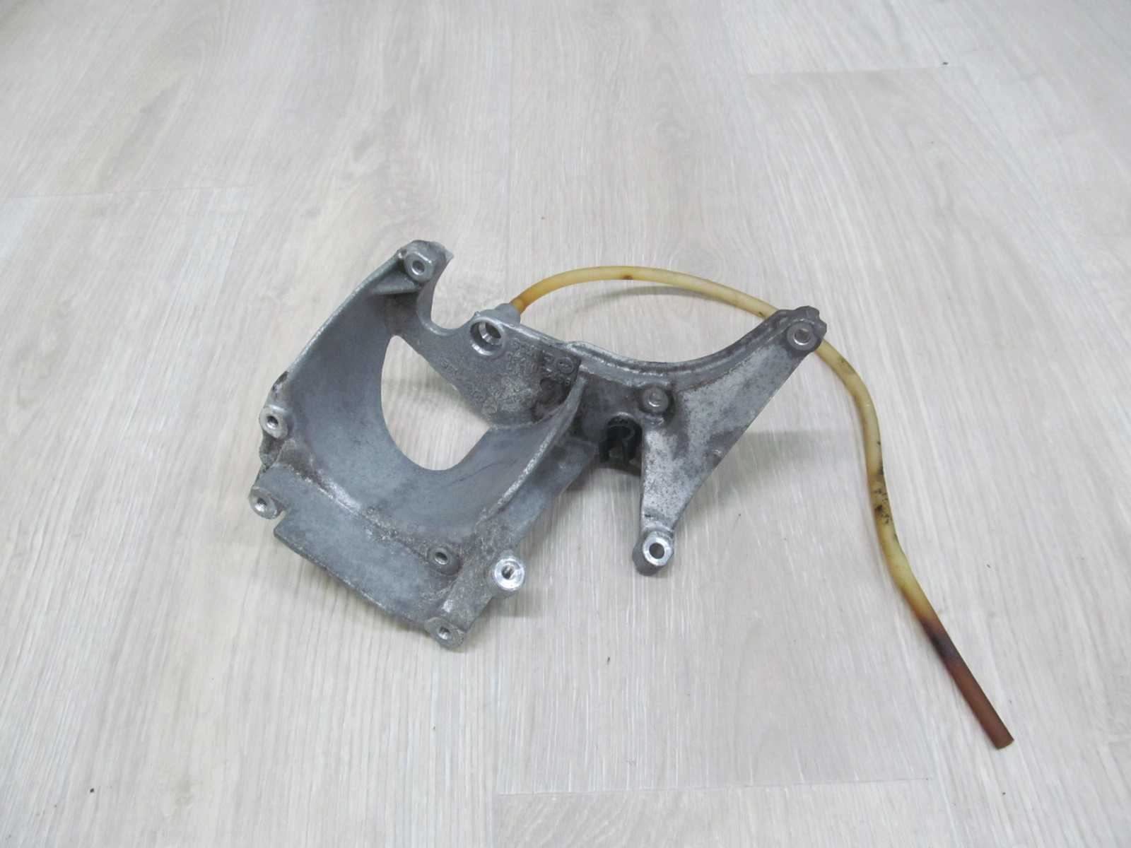 PEUGEOT 508 1.6 E-HDI WSPORNIK PODSTAWA FILTRA PALIWA 9672309780 10-14