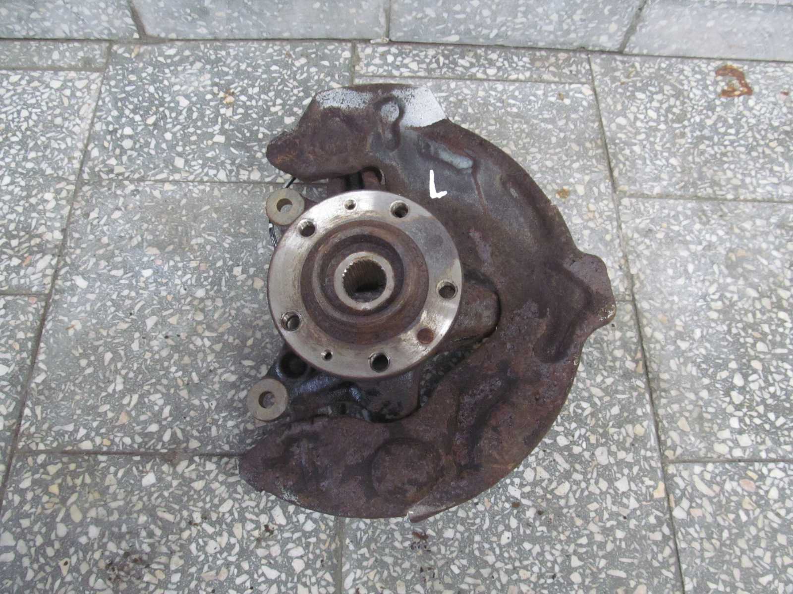 PEUGEOT 508 1.6 E-HDI 10-18 PIASTA ZWROTNICA PRZOD LEWY