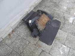 NISSAN CABSTAR MAXITY NT400 NADKOLE BLOTNIK PRZOD PRAWY 63100MB40A 07-15