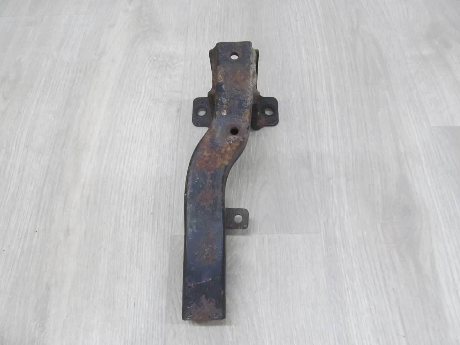 NISSAN CABSTAR MAXITY NT400 WSPORNIK LAPA WOZKA LEWY 07-18