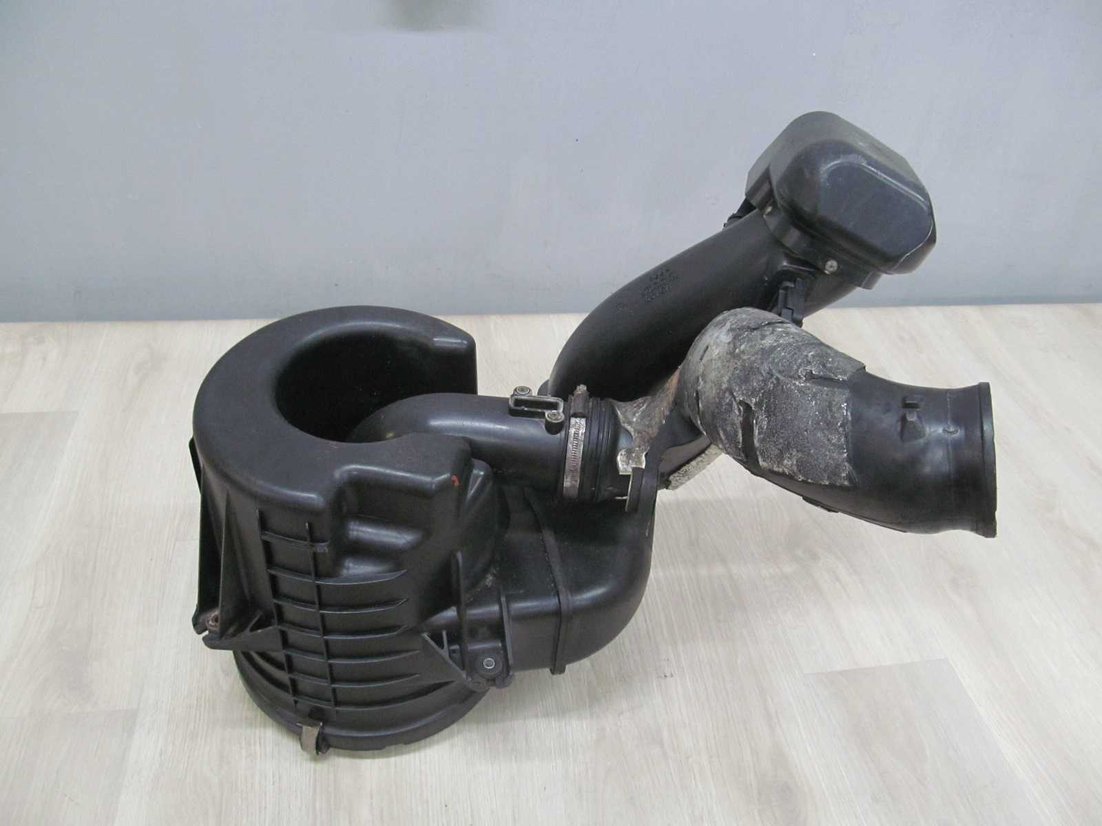 NISSAN CABSTAR MAXITY NT400 3.0 OBUDOWA FILTRA POWIETRZA 4611585904 07-15