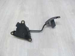 NISSAN CABSTAR MAXITY NT400 PEDAL POTENCJOMETR GAZU 18005-MB400 07-15