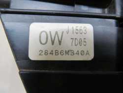 NISSAN CABSTAR MAXITY NT400 SKRZYNKA BEZPIECZNIKOW 284B6MB40A 07-15