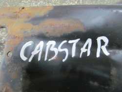 NISSAN CABSTAR MAXITY NT400 BELKA ZDERZAKA PRZOD 07-18