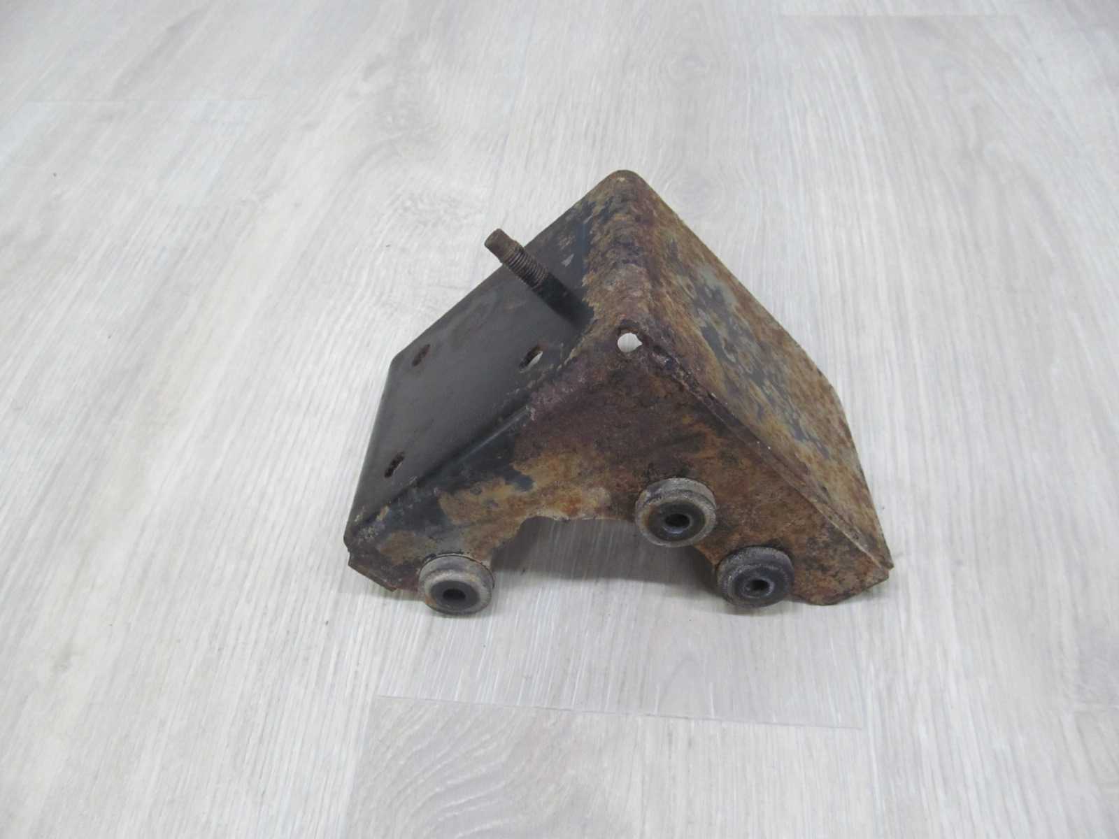 NISSAN CABSTAR MAXITY NT400 WSPORNIK MOCOWANIE POMPY ABS 07-15