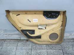 VOLVO V70 XC LIFT TAPICERKA BOCZEK DRZWI TYL SKORA JASNY 39990939 99-07
