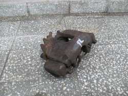 VOLVO S60 V70 00- 2.4 D5 ZACISK HAMULCOWY PRZOD LEWY 9209722