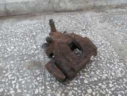 VOLVO S60 V70 00- 2.4 D5 ZACISK HAMULCOWY TYL PRAWY