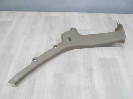 VOLVO V70 XC LIFT POSZYCIE OSLONA SLUPKA C TYL LEWY 04-07