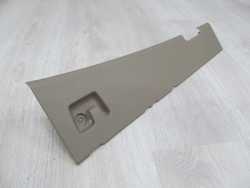 VOLVO V70 XC LIFT POSZYCIE OSLONA SLUPKA BAGAZNIKA TYL LEWY 04-07