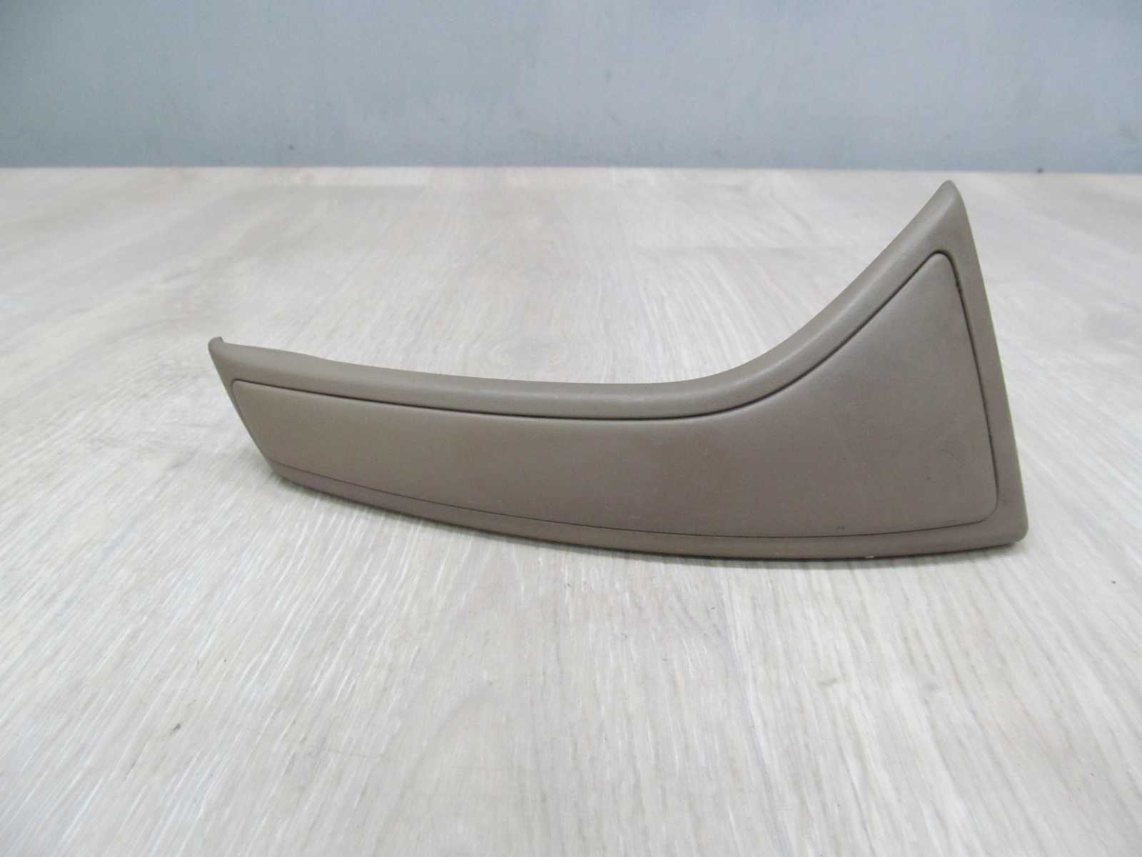 VOLVO S60 V70 XC LIFT RACZKA UCHWYT DRZWI LEWY 04-07