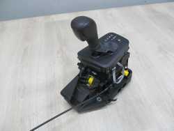 VOLVO  S60 V70 XC LIFT 2.4 D5 LEWARTK ZMIANY BIEGOW AUTOMAT 08699288 UK 04-07