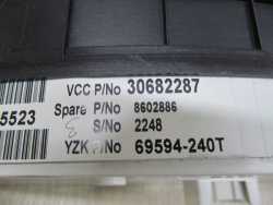 VOLVO  S60 V70 XC LIFT 2.4 D5 LICZNIK ZEGAR 30682287 UK 04-07