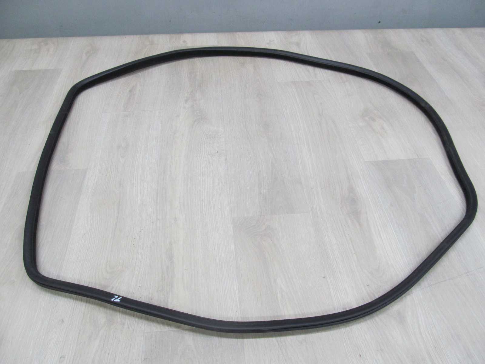 VOLVO V70 XC70 USZCZELKA WNEKI DRZWI TYL LEWY 99-07
