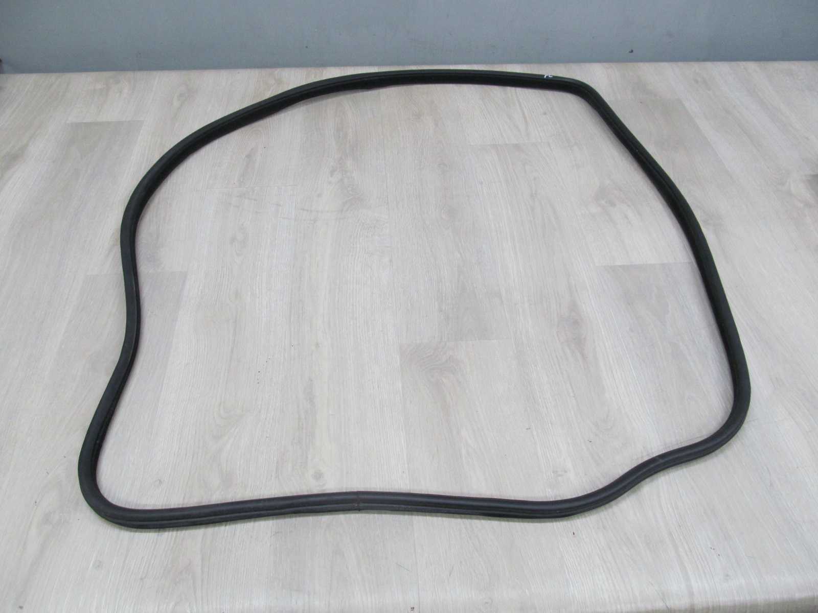 VOLVO V70 XC70 USZCZELKA WNEKI DRZWI PRZOD LEWY 99-07