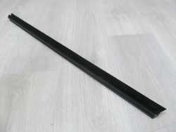 VOLVO V70 XC70 LISTWA ZGARNIAJACA TYL LEWY 99-07