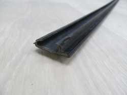 VOLVO V70 XC70 LISTWA DACHOWA DACHU PRAWY SRODEK 39992868 99-07