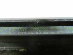 VOLVO V70 XC70 LISTWA DACHOWA DACHU PRAWY SRODEK 39992868 99-07