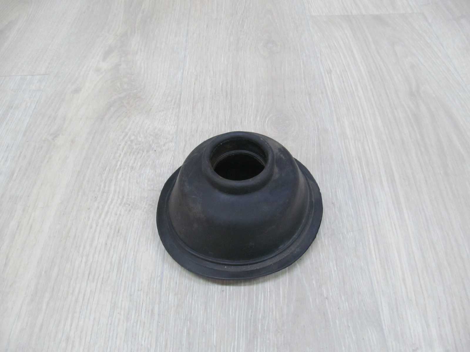 VOLVO S60 V70 XC70 OSLONA GUMA KOLUMNY KIEROWNICZEJ 9485391 99-07
