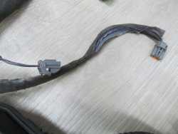 VOLVO S60 V70 XC70 WIAZKA INSTALACJA DRZWI PRZOD LEWY 8697909 99-07