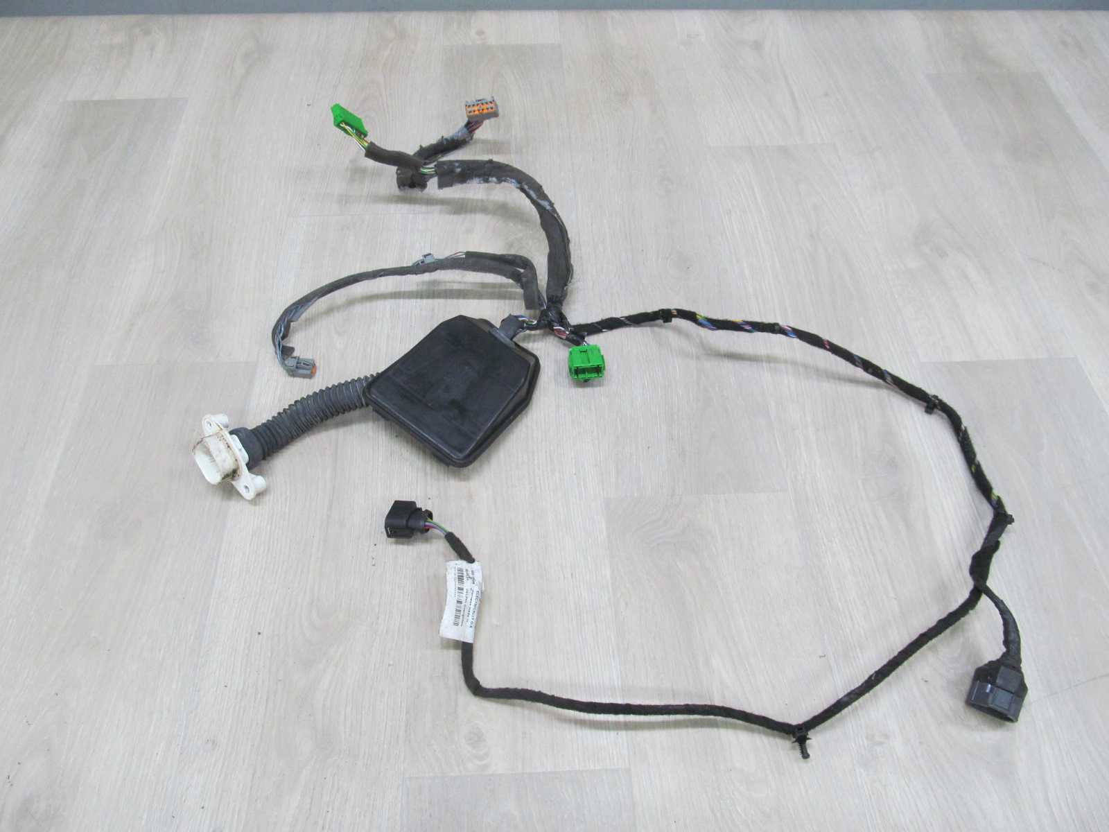 VOLVO S60 V70 XC70 WIAZKA INSTALACJA DRZWI PRZOD PRAWY 8697907 99-07