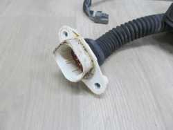 VOLVO S60 V70 XC70 WIAZKA INSTALACJA DRZWI PRZOD PRAWY 8697907 99-07