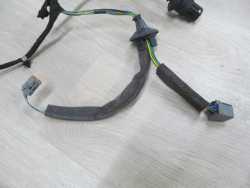 VOLVO S60 V70 XC70 WIAZKA INSTALACJA DRZWI TYL 8697917 99-07