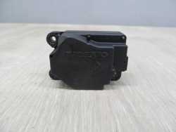 VOLVO S60 V70 XC70 SILNICZEK NAGRZEWNICY 30676510 TL 99-07