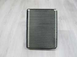 VOLVO S60 V70 XC70 PAROWNIK CHLODNICA KLIMATYZACJI 6169428 30676364 99-07