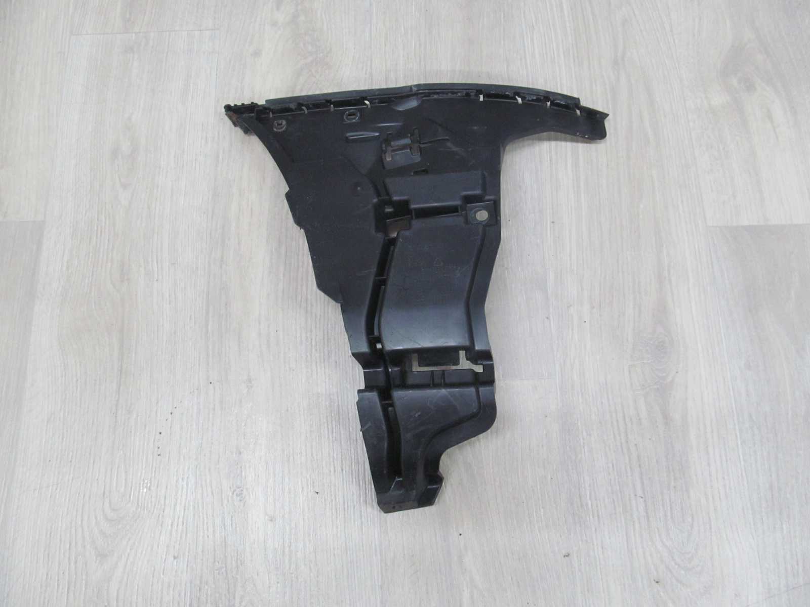 VOLVO S60 V70 XC70 LIFT SLIZG ZDERZAKA PRZOD PRAWY 08693182 04-07