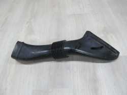 VOLVO S60 V70 XC 2.4 D5 RURA DOLOT POWIETRZA 8638624 00-10