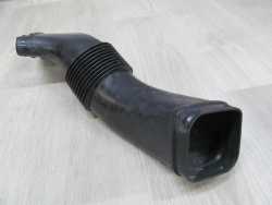 VOLVO S60 V70 XC 2.4 D5 RURA DOLOT POWIETRZA 8638624 00-10