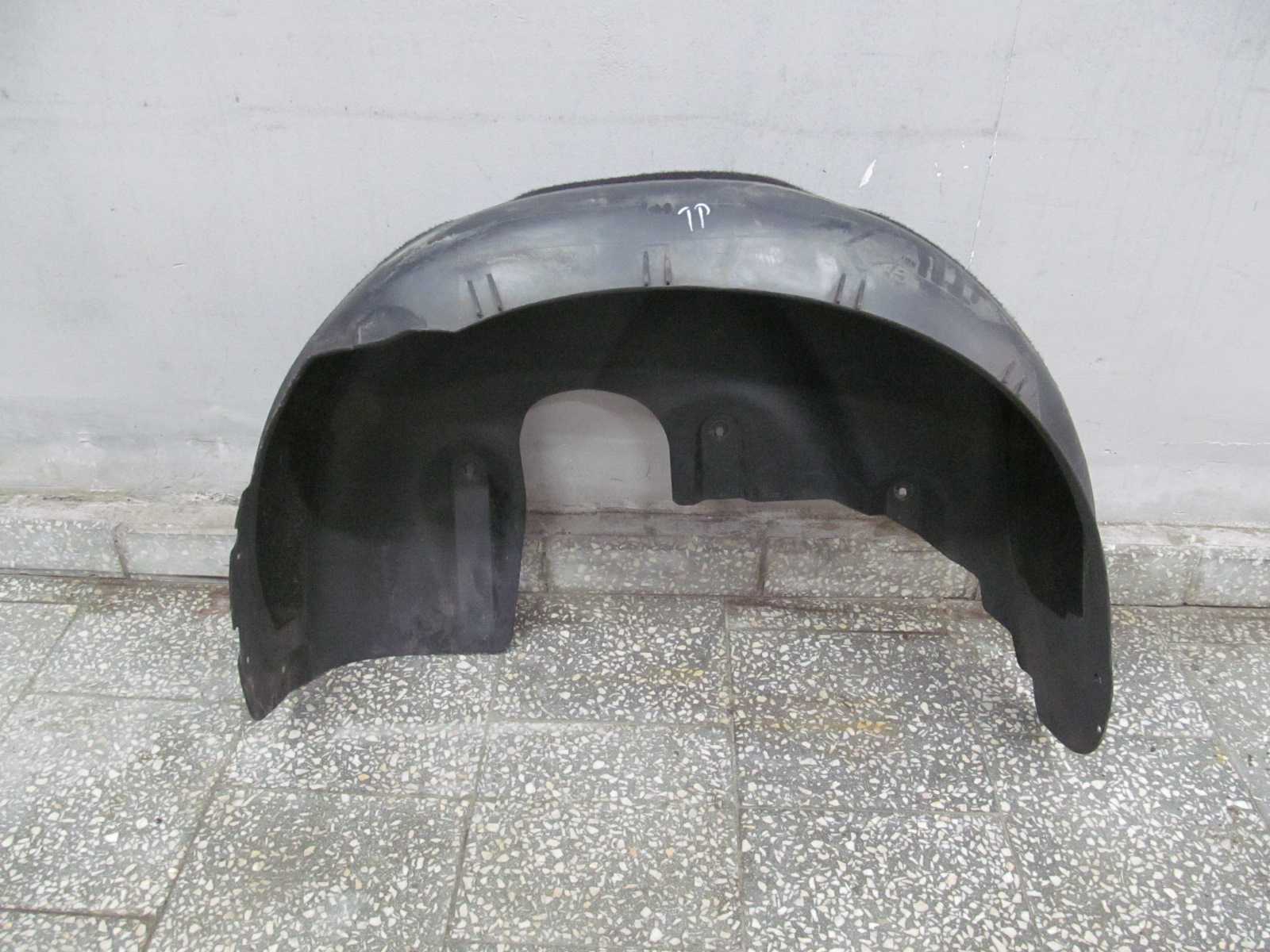 VOLVO V70 XC 04- NADKOLE TYL PRAWY 08684285