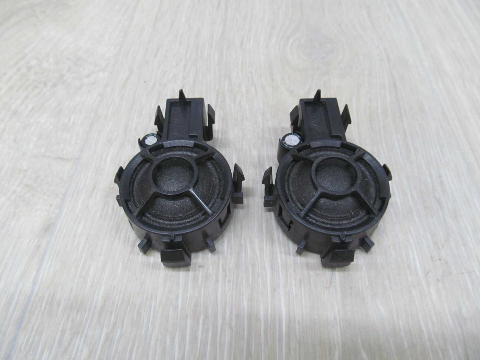 VOLVO S60 V70 XC70 00-10 GLOSNIK WYSOKOTONOWY 9459552